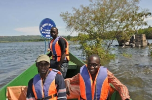 Here is the very spot where Lake Victoria swirls into the Nile...The Source!